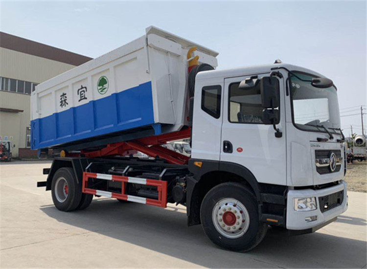 東風多利卡D9對接翼展式垃圾車