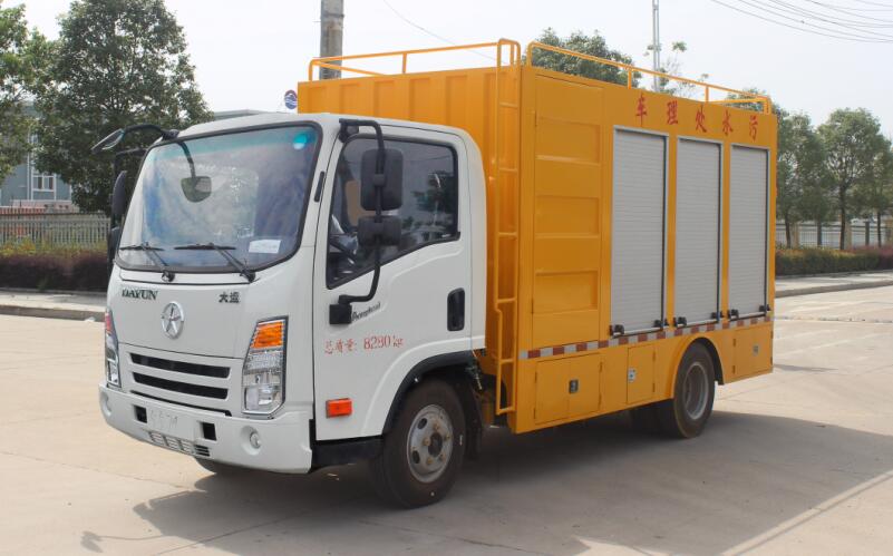 大運(yùn)國五黃牌污水處理車