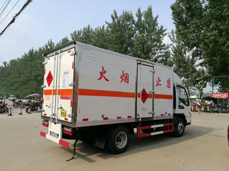 江淮4米2(3.5噸)爆破器材車