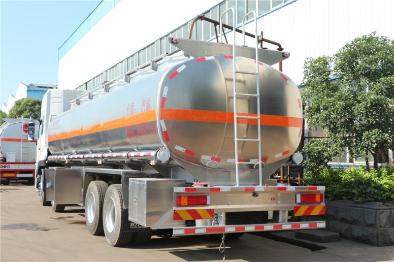 東風(fēng)天龍(40-55L)鋁合金運(yùn)油半掛車